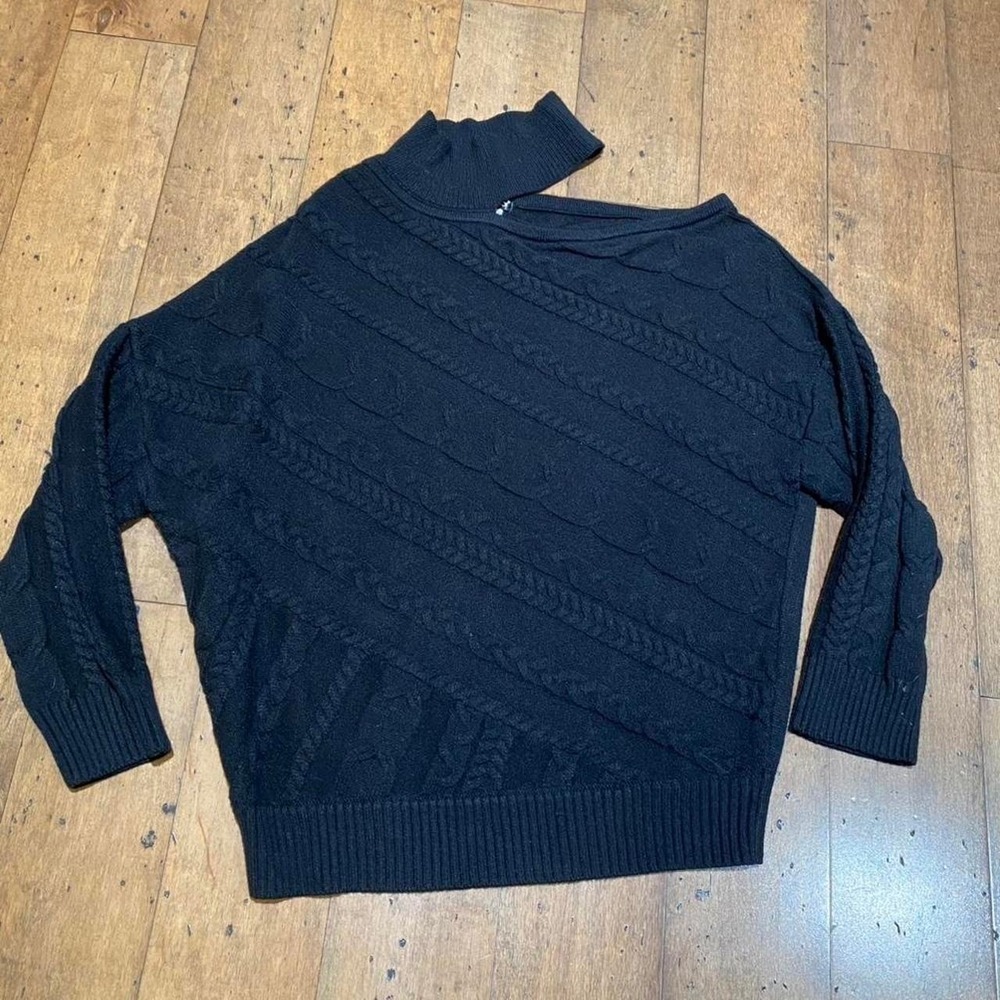 Venus Cable‎ Knit One-Shoulder Cut-Out Pullover Sweater Size Large